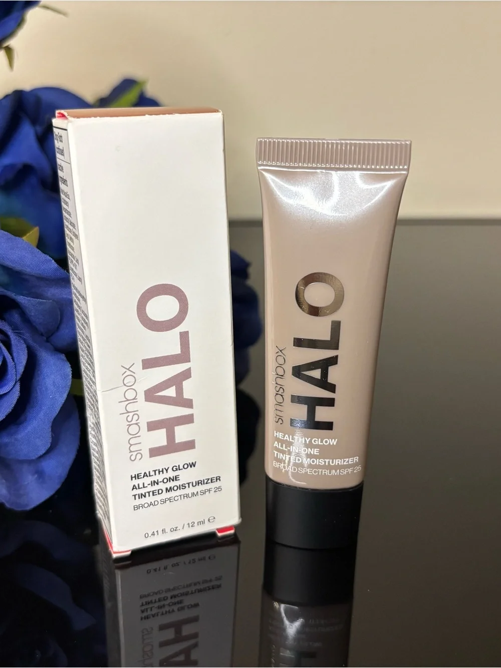 NWT Smashbox Halo Healthy Glow Mini Tinted Moisturizer - Dark Neutral - 12ml